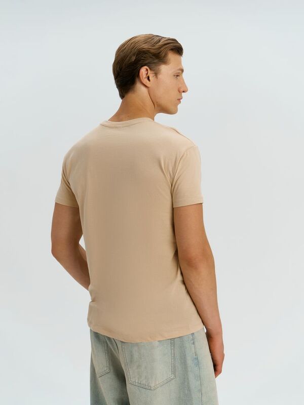 Футболка унисекс Regent 150, песочная арт.1376.10