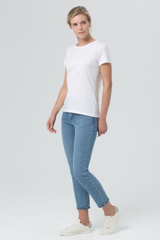 Футболка женская Miss 150, белая арт.2662.60