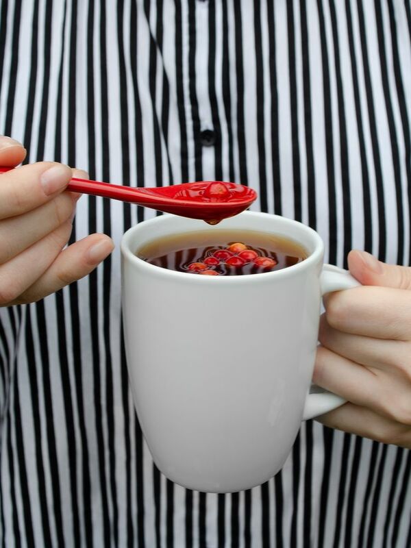 Кружка с ложкой Cheer Up, белая с белой арт.4665.60