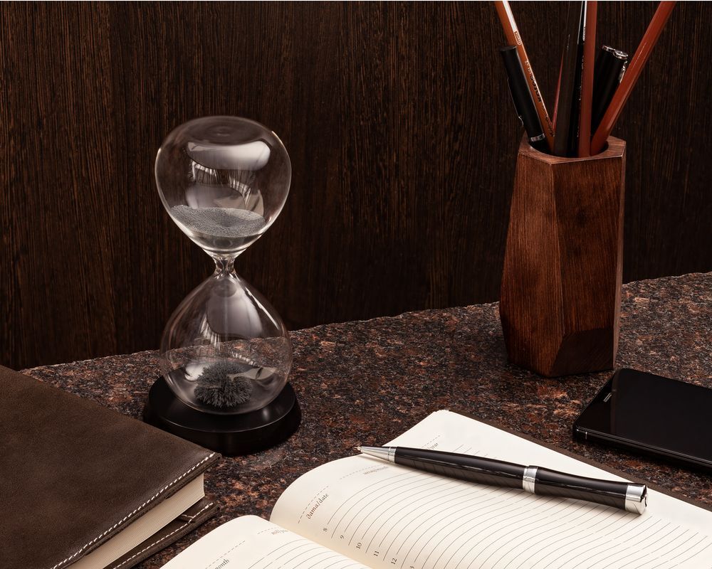 Магнитный антистресс Elusive Time, черный арт.658.30