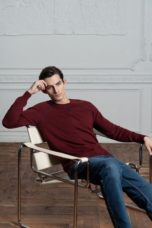 Джемпер Stitch с контрастной отделкой, бордовый с синим арт.12122.55