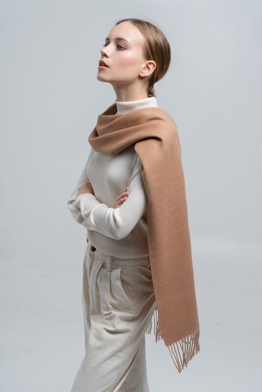 Шарф Graceful, бежевый арт.15897.16