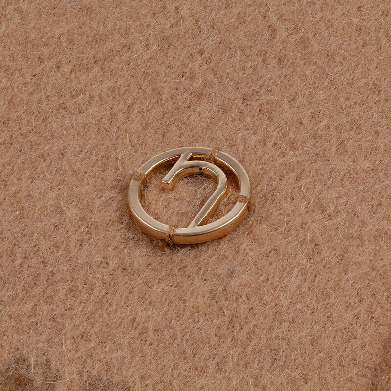 Шарф Graceful, бежевый арт.15897.16