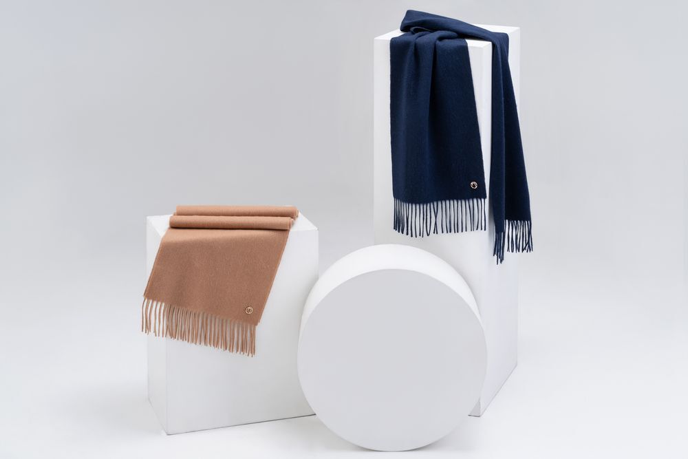 Шарф Graceful, бежевый арт.15897.16