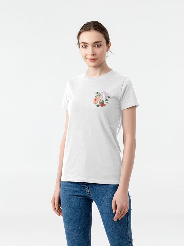 Футболка женская &laquo;Цветочная азбука: А&raquo;, белая арт.70384.60