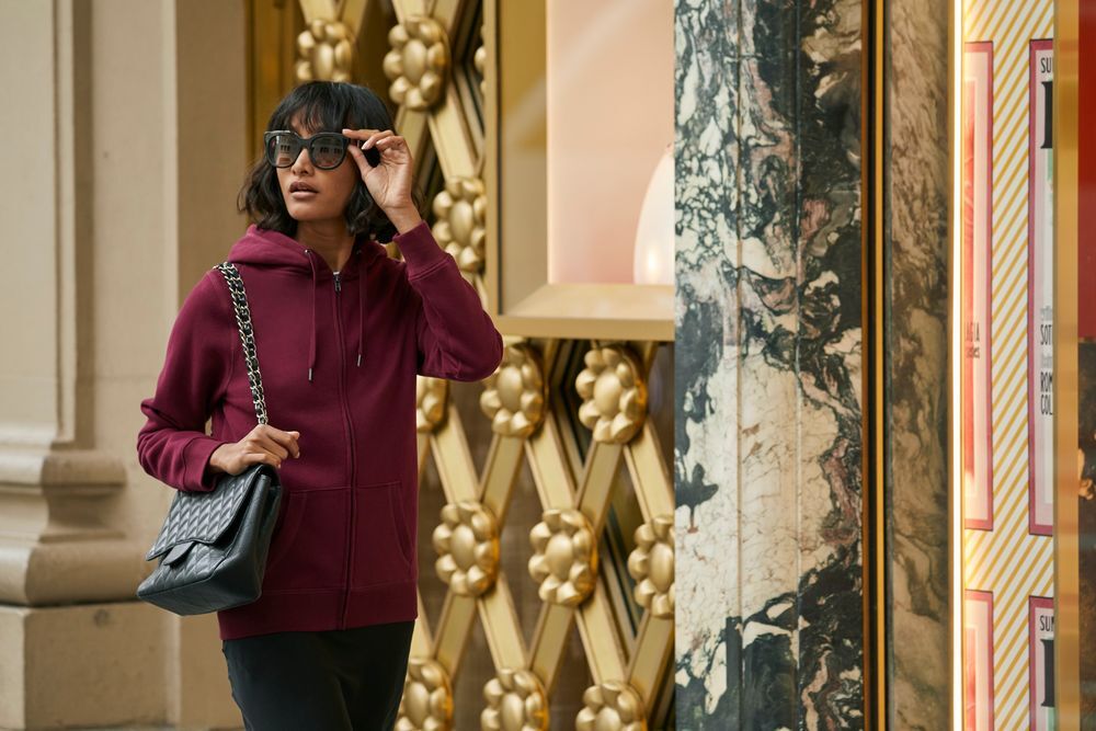 Толстовка на молнии с капюшоном женская Queen, темно-синяя арт.WW03Q006