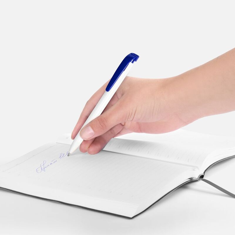 Ручка шариковая Favorite, белая с синим арт.25900.64