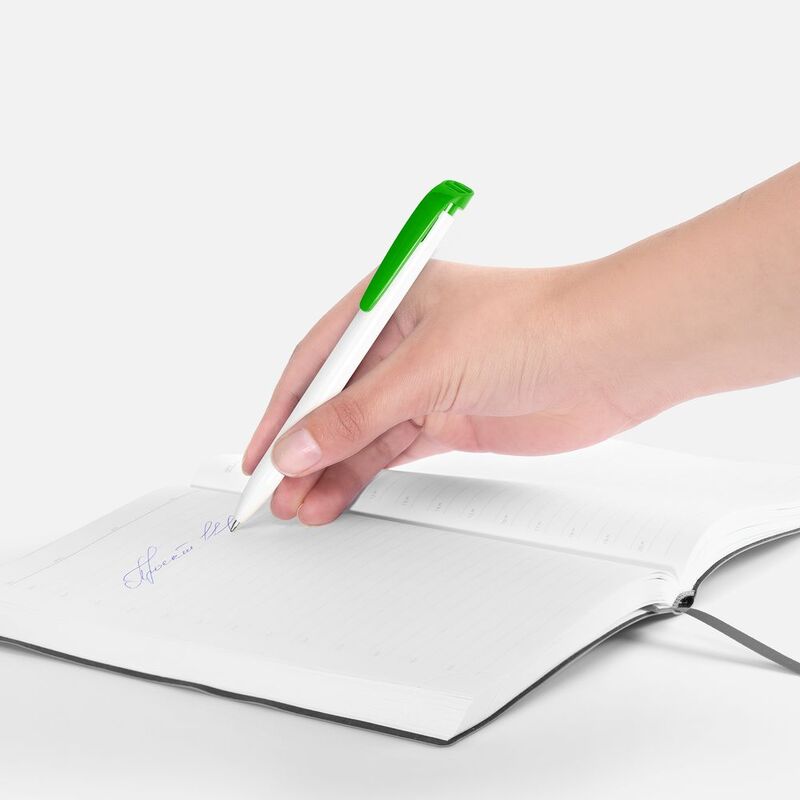 Ручка шариковая Favorite, белая с зеленым арт.25900.69