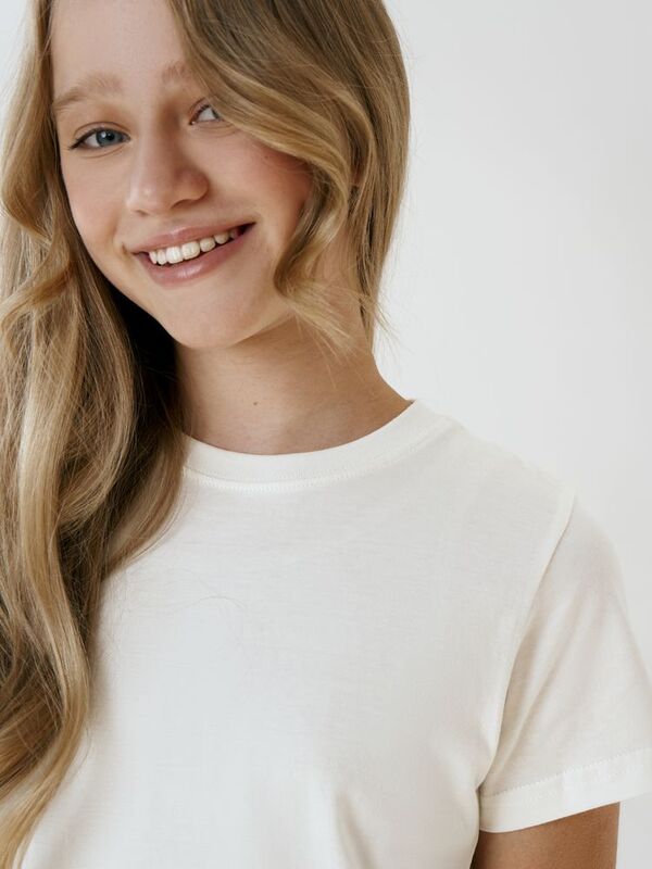 Футболка детская T-Bolka Kids, белая (теплый оттенок) арт.2504.61