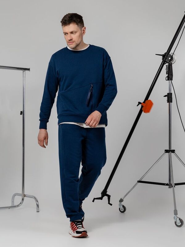 Свитшот унисекс Kosmos 2.0, красный арт.14613.55