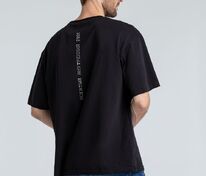 Футболка оверсайз &laquo;Внутренний Рим&raquo;, черная арт.71447.30