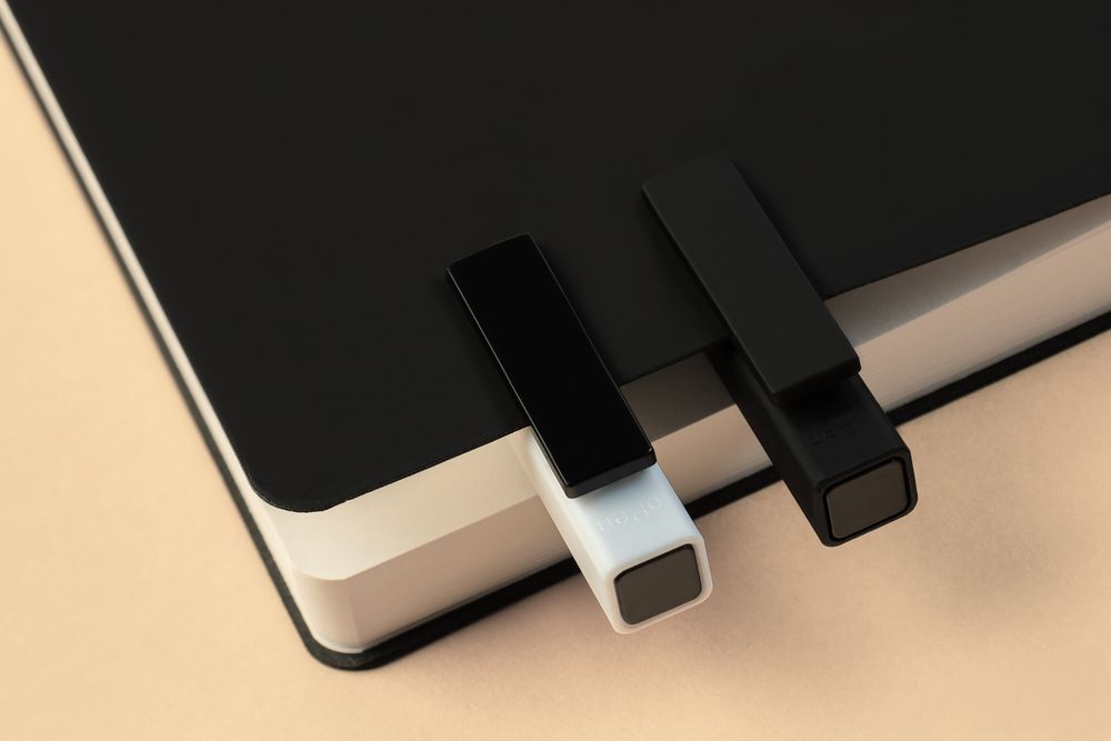 Ручка шариковая Swiper SQ, белая с черным арт.17522.63