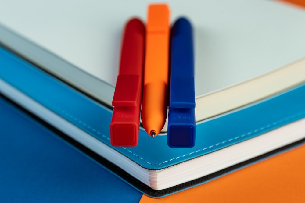 Ручка шариковая Swiper SQ Soft Touch, красная арт.16969.50