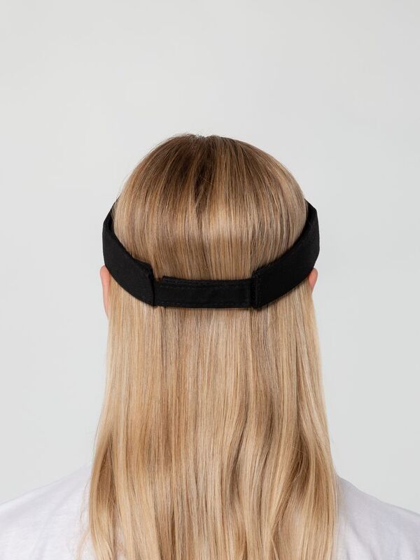 Козырек Active, черный с белым кантом арт.15429.30