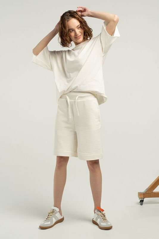 Шорты J3, молочно-белые арт.15434.60