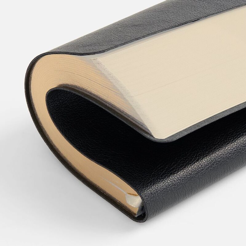 Ежедневник Petrus, недатированный, черный арт.15421.30