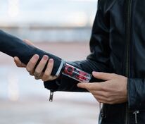 Зонт наоборот складной Futurum со светоотражающим кантом, черный арт.15844.30