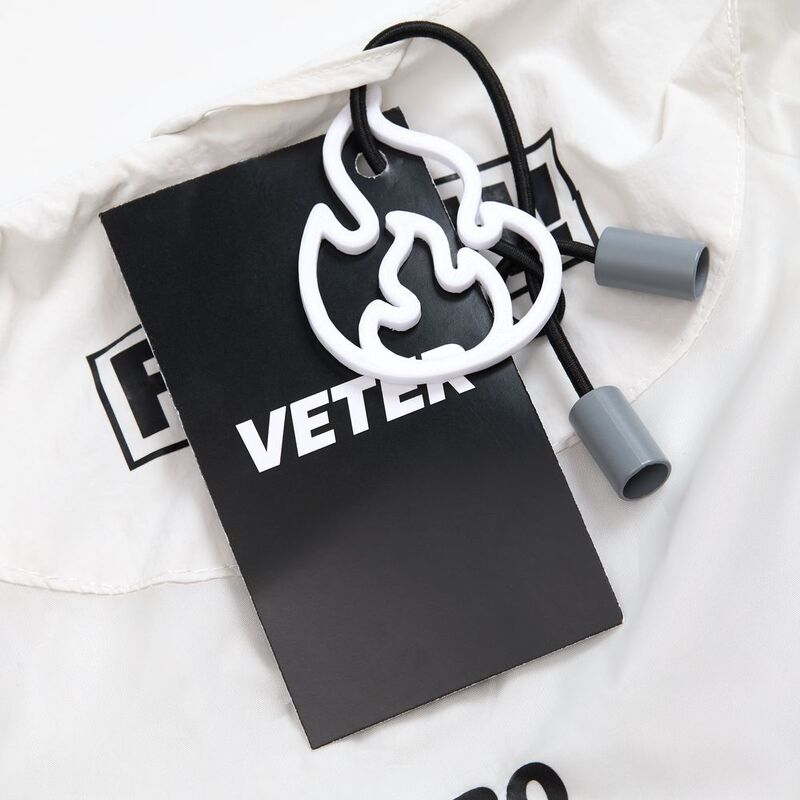 Пара наконечников для шнурка Tizzle, серый арт.16517.11