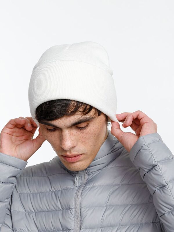Шапка Urban Flow, молочно-белая арт.16661.61