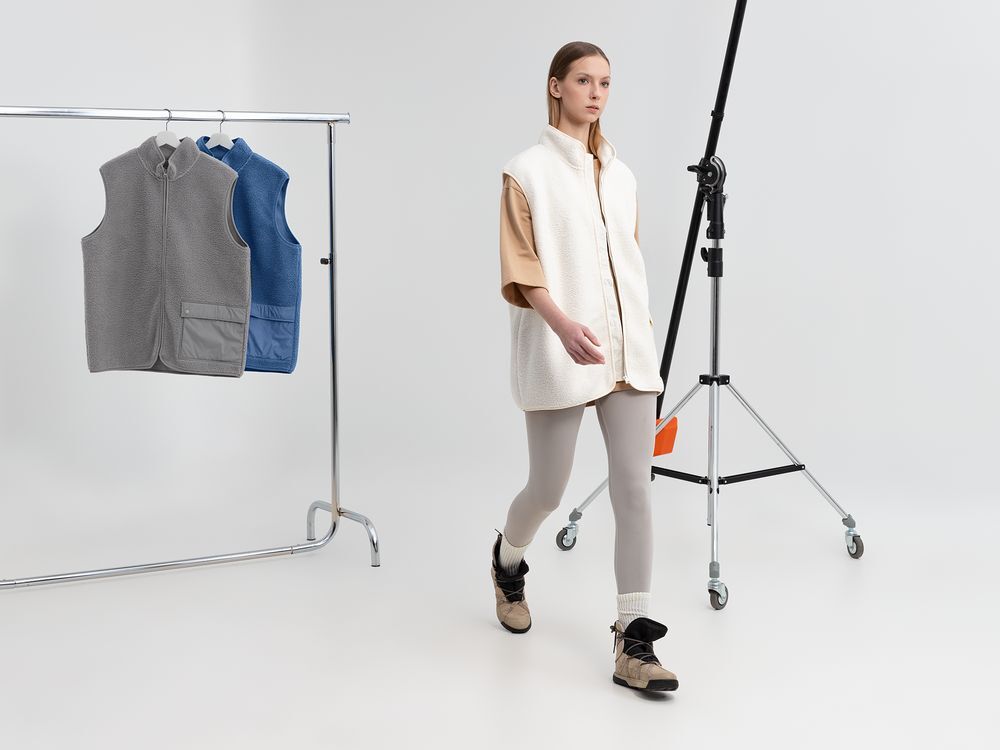 Жилет унисекс Oblako, молочно-белый арт.20421.60