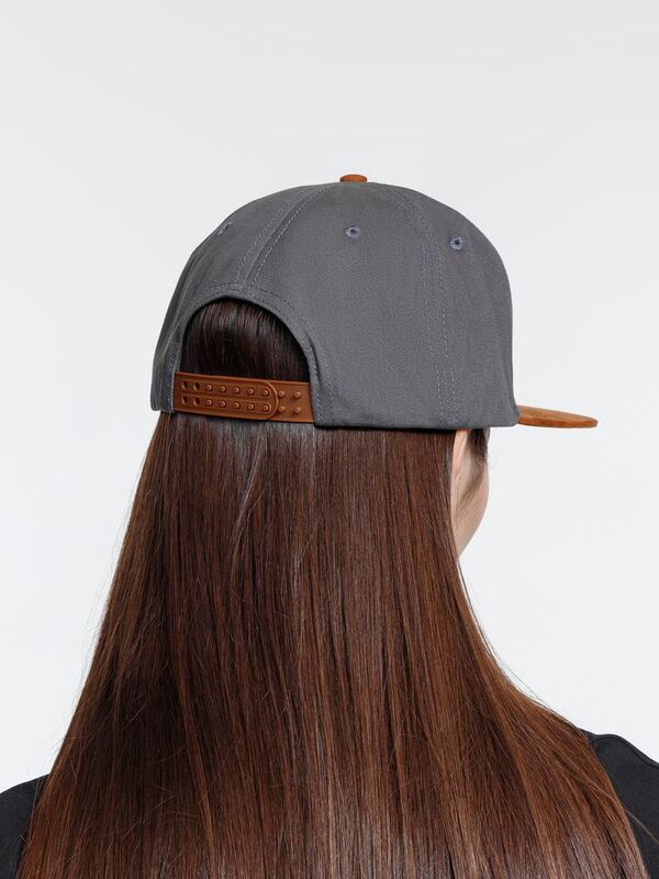 Бейсболка Foreside с прямым козырьком, серая с коричневым арт.16940.59