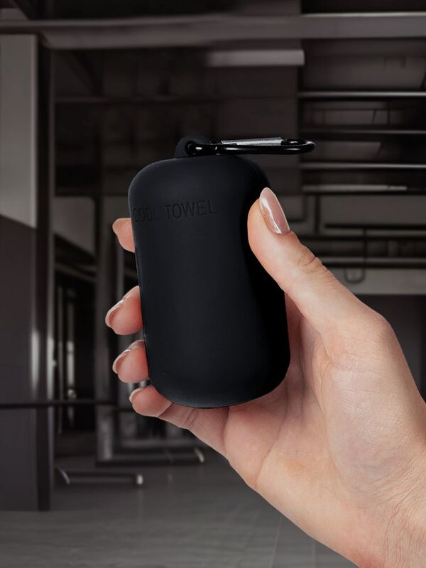 Охлаждающее полотенце Narvik в силиконовом чехле, черное арт.17230.30