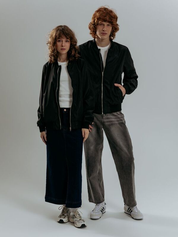 Бомбер Wigton, черный арт.17622.30