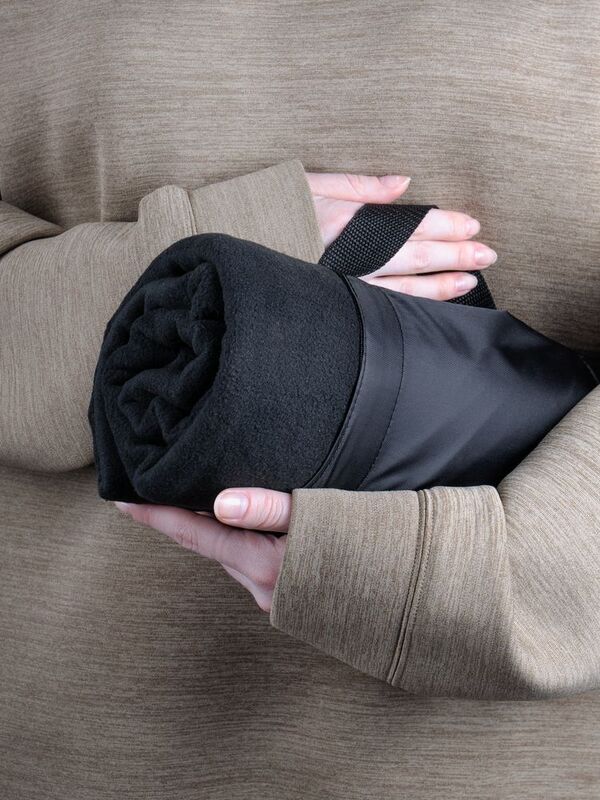 Дорожный плед Voyager 2, черный арт.16576.30