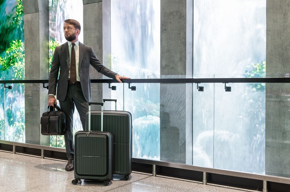 Чемодан Santiago L, темно-серый арт.16724.13