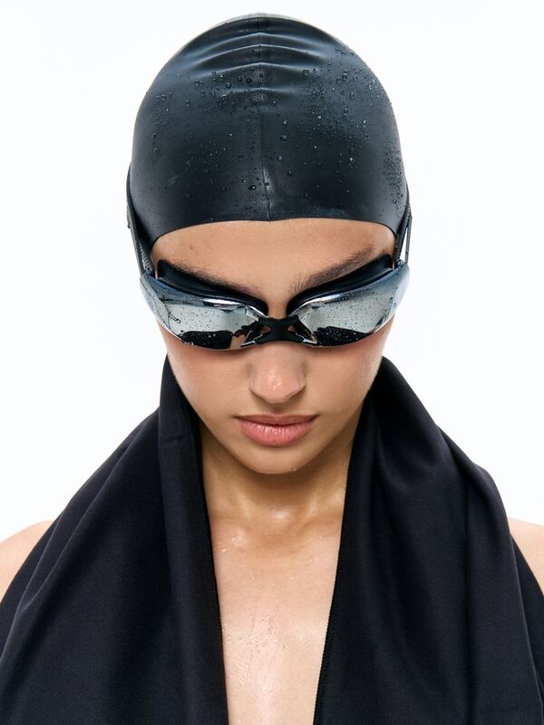 Шапочка для плавания Aquasana, черная арт.16642.30