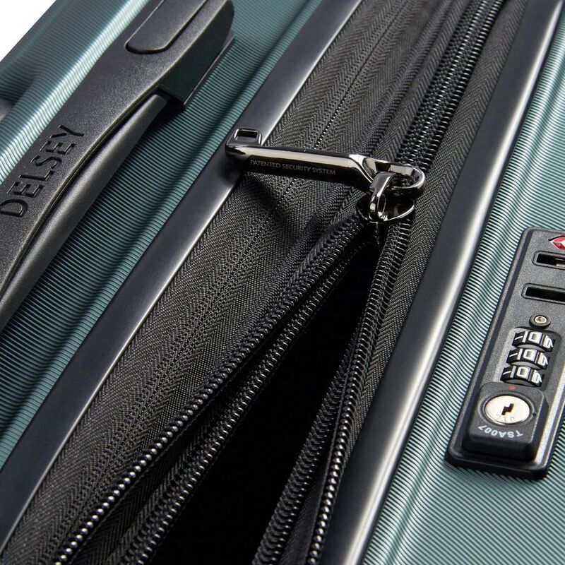 Чемодан Shadow 5.0 M, зеленый арт.16590.90