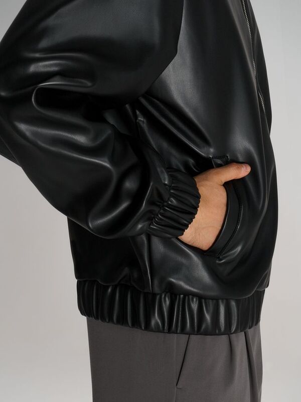 Бомбер из искусственной кожи Univer, черный арт.17402.30