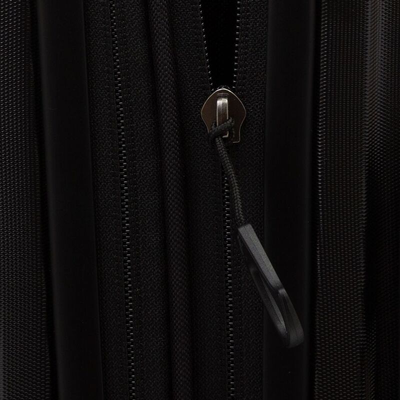 Чемодан Logoduck M, черный арт.17422.30