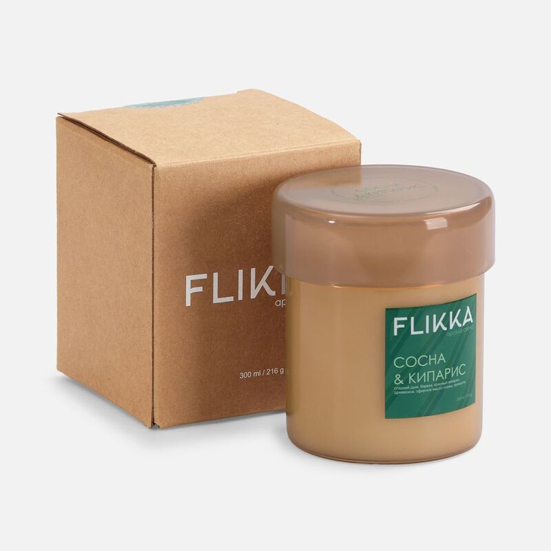 Ароматическая свеча Flikka, сосна и кипарис, бежевая арт.17352.00