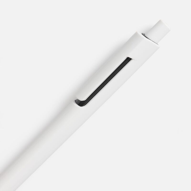 Ручка шариковая Dominanta, белая с черным арт.20028.63