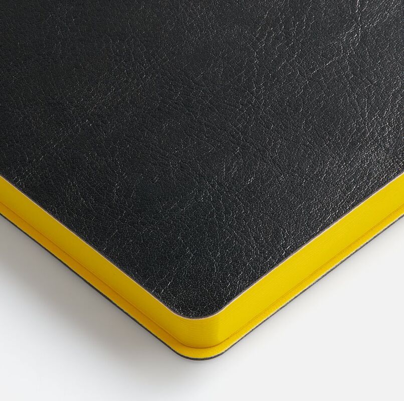 Ежедневник Doppio, недатированный, черный с желтым арт.26022.38