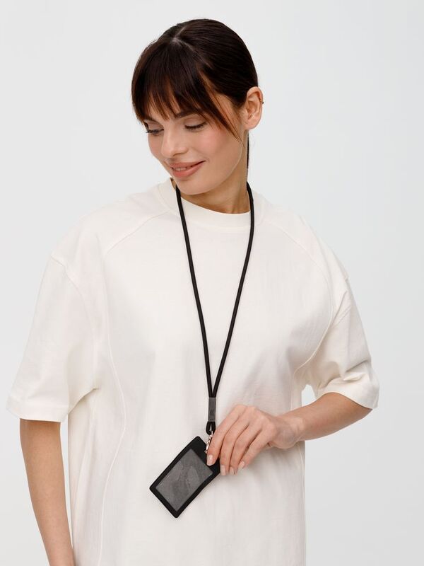 Шнурок для бейджа Tube Metal, черный арт.20383.30