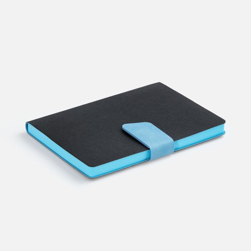 Ежедневник Boom, недатированный, черный с голубым арт.15768.14