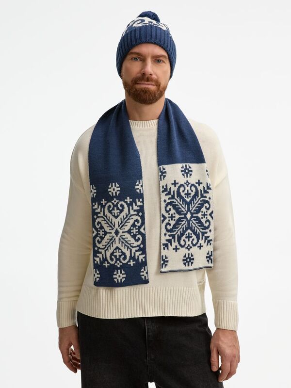 Шапка Wintertude, синяя с белым арт.21284.46