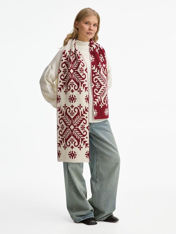 Шарф Wintertude L, красный с белым арт.21286.56