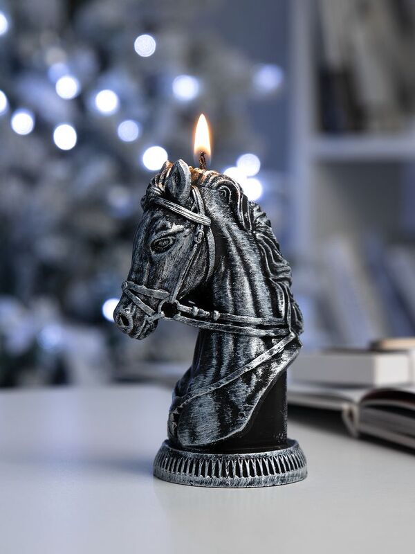 Свеча фигурная &laquo;Бюст лошади&raquo;, серебристая арт.20332.10