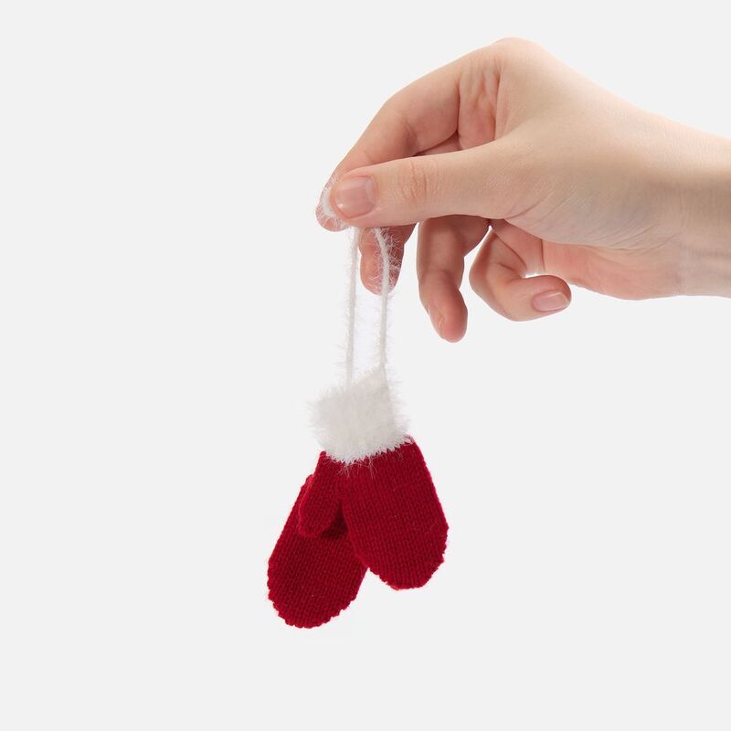 Подвеска на елку &laquo;Вьюжка&raquo;, варежки, красная арт.19261.50