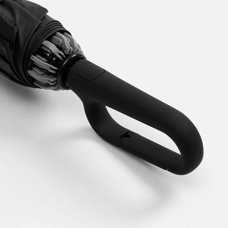 Зонт обратного сложения с ручкой-карабином Foldberry, черный арт.22324.30